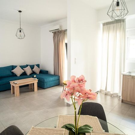Explore Greece From City Centre Apartment Chalkís Eksteriør bilde